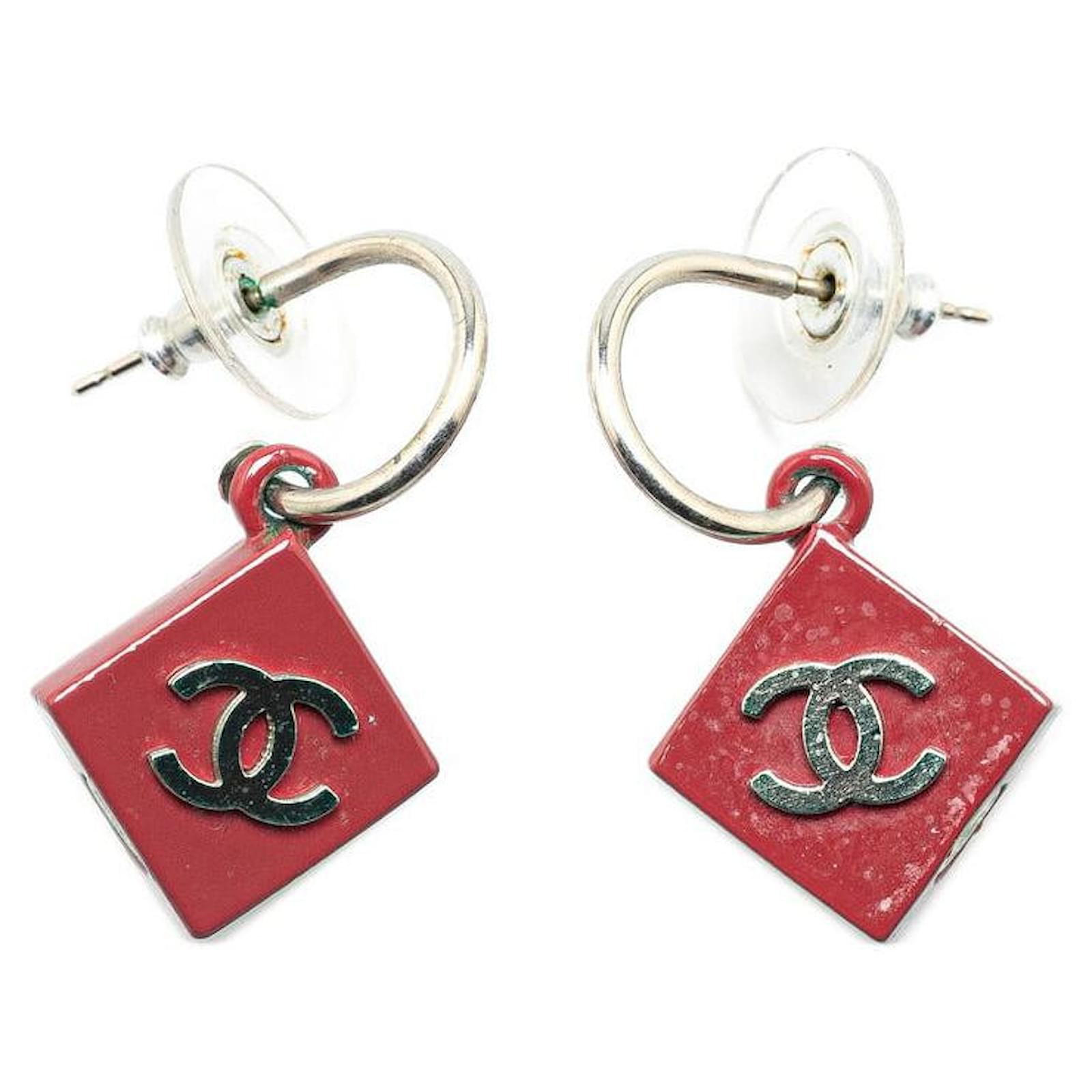 Chanel Coco Mark Earrings Golden Metal  ref.2298157