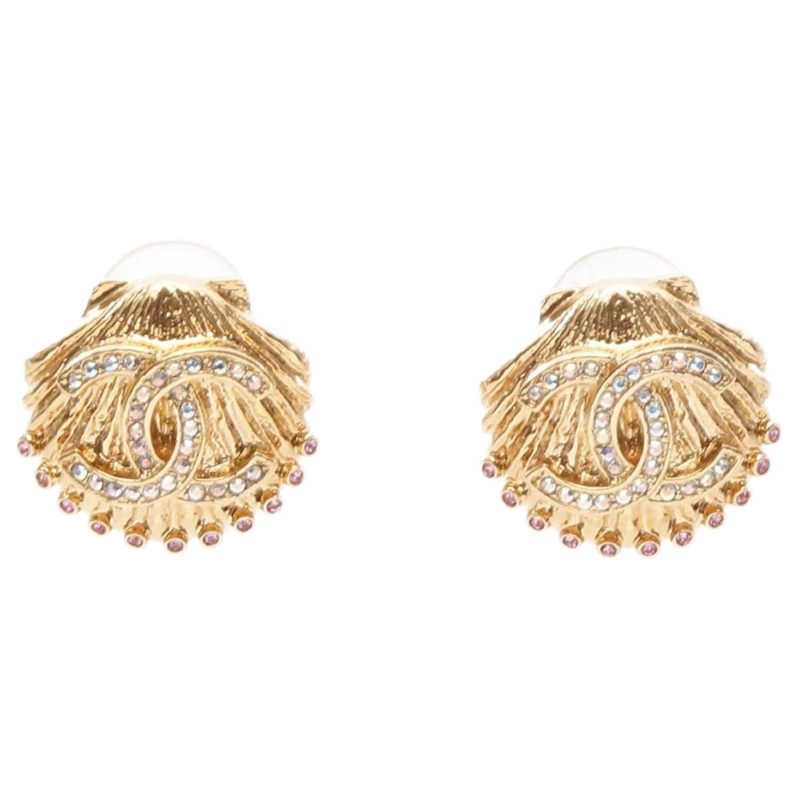 Chanel Coco Mark Earrings Golden Metallic Metal  ref.2297473