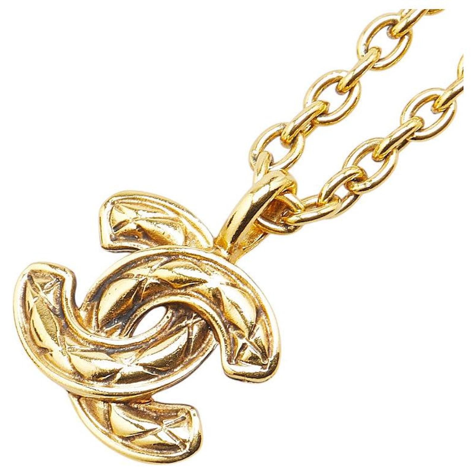 Chanel Coco Mark Matelasse Necklace Golden Metal Gold-plated  ref.2291037