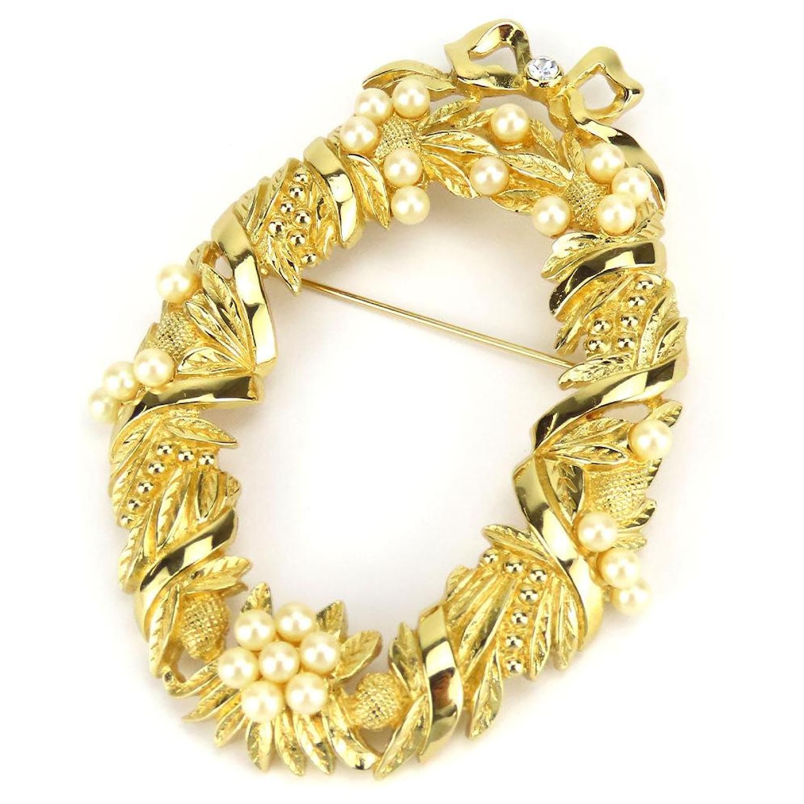 Christian Dior Metal Brooch Gold Golden  ref.1801101