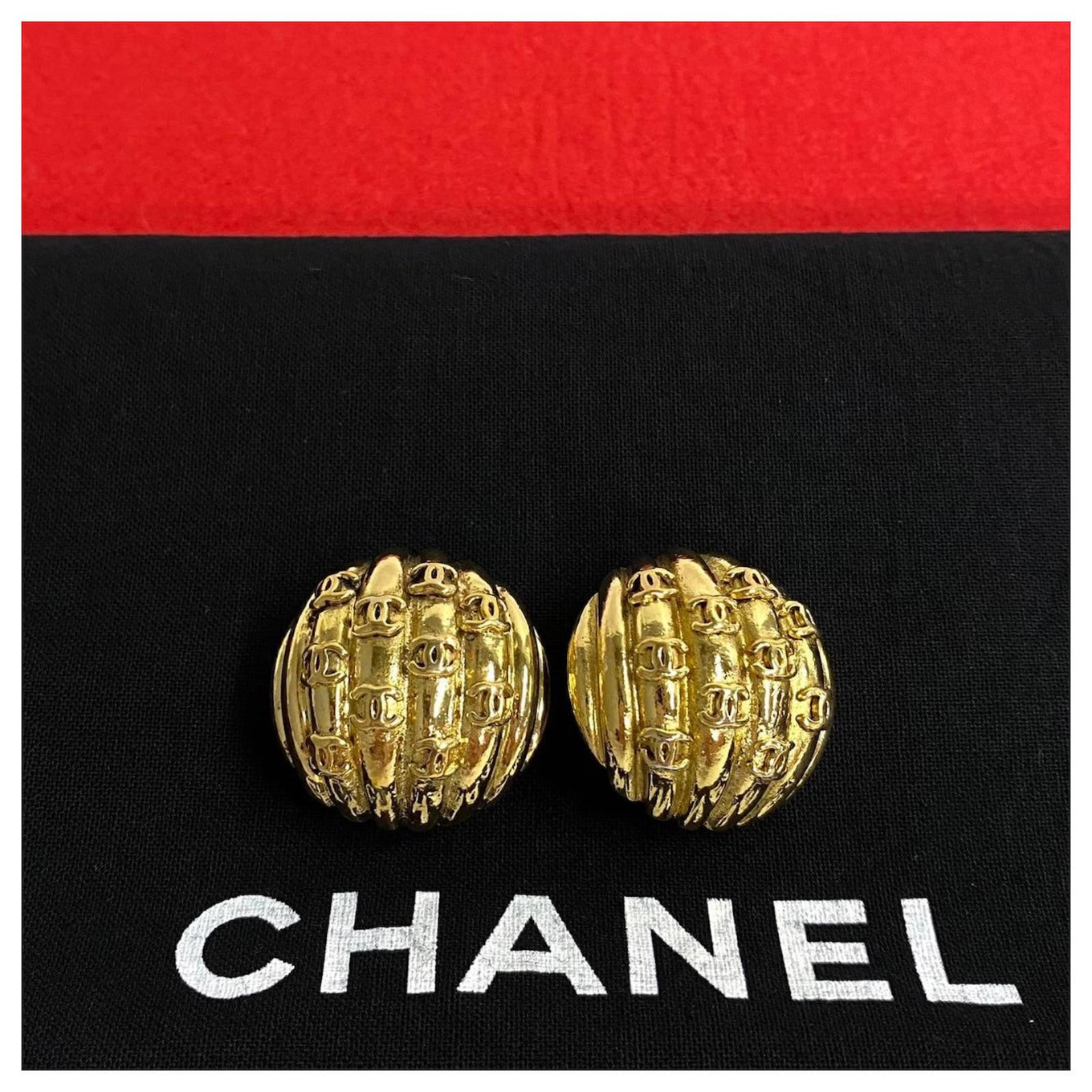 Chanel Vintage Coco Mark Earrings Gold Golden Metal  ref.1807246