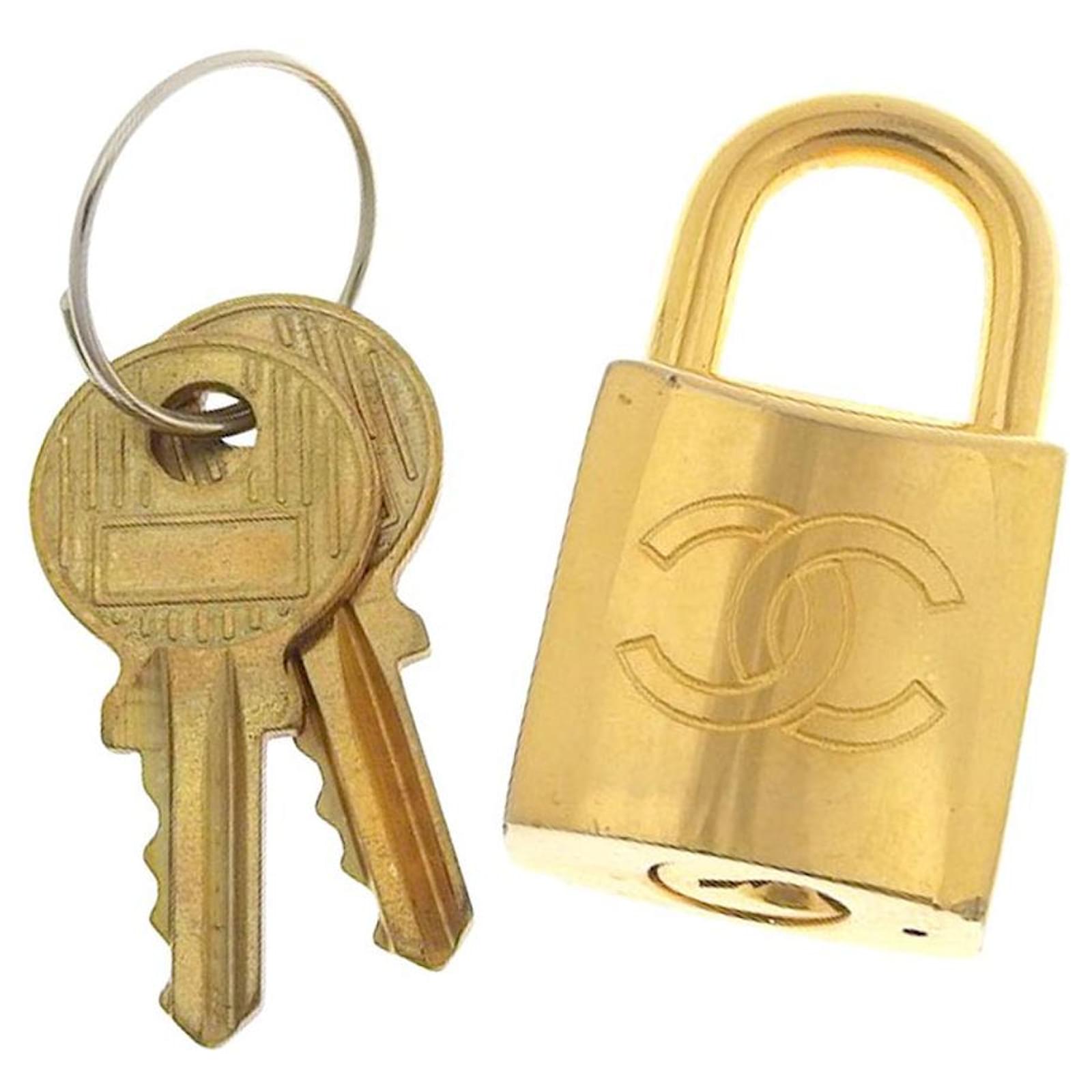 Chanel Coco Mark Logo Keychain Rare Used Golden Metal  ref.1478267