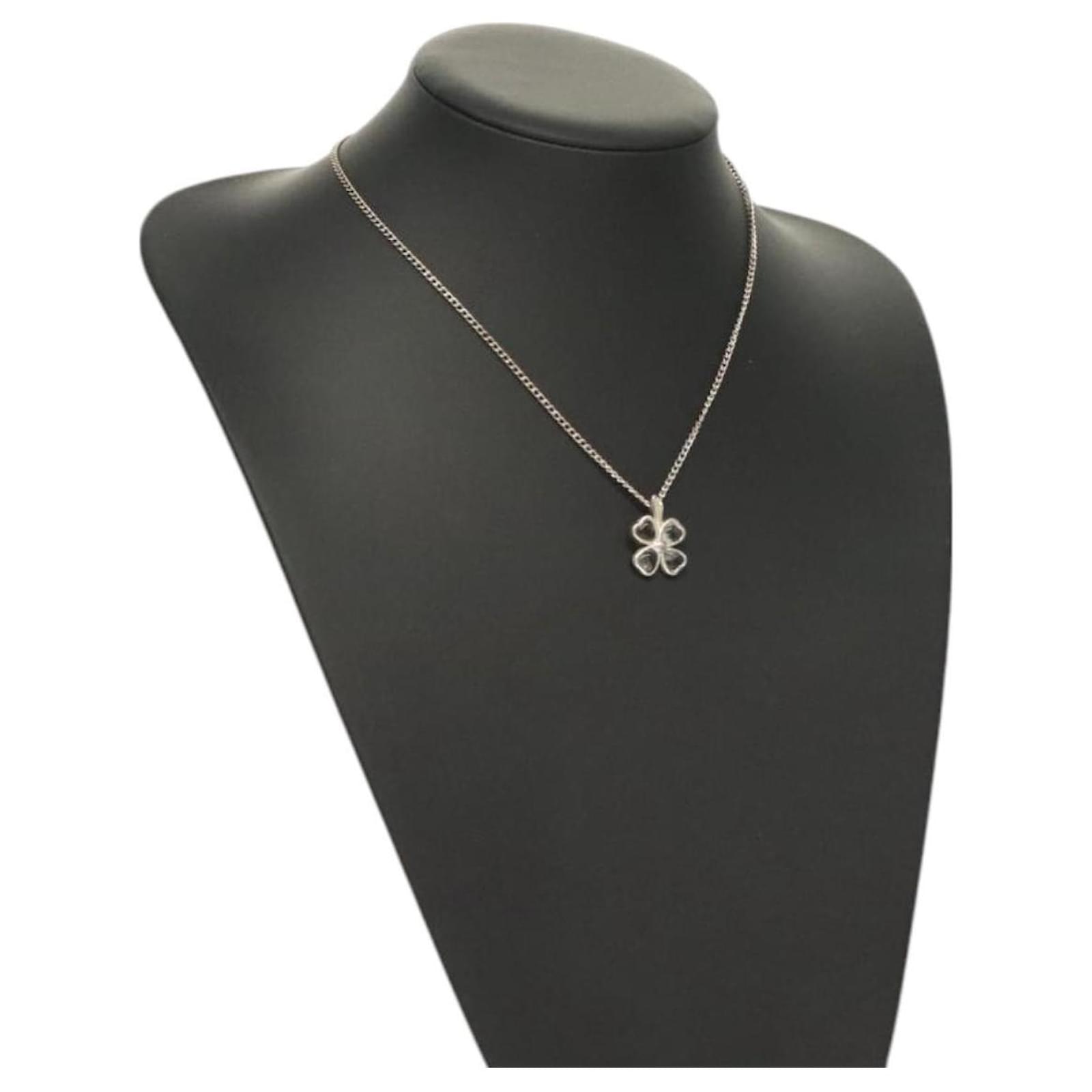 CHANEL Clover Necklace metal Silver CC Auth bs26614 Silvery  ref.2287531