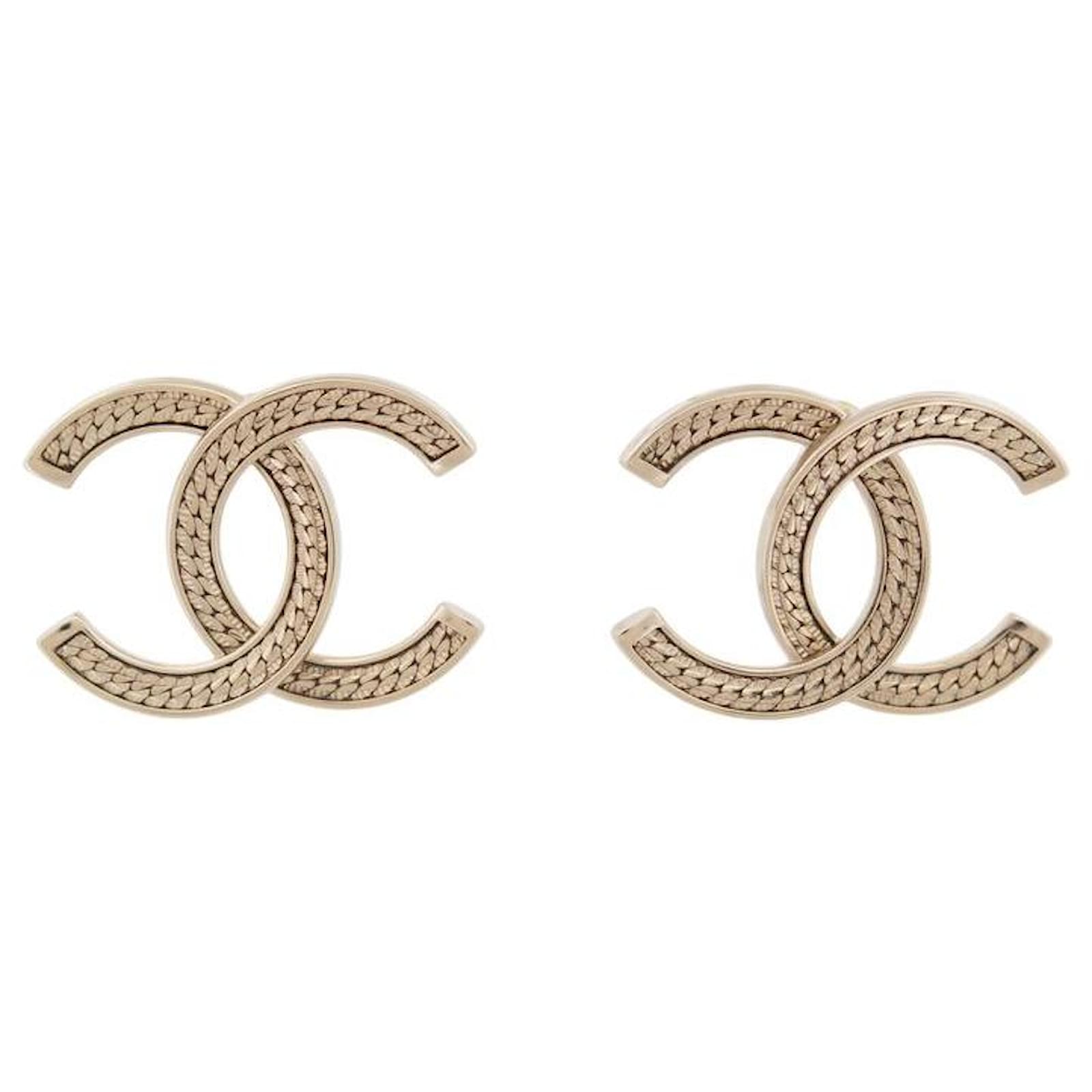 NINE CHANEL CC LOGO METAL CHAIN EARRINGS NEW Golden  ref.2286531