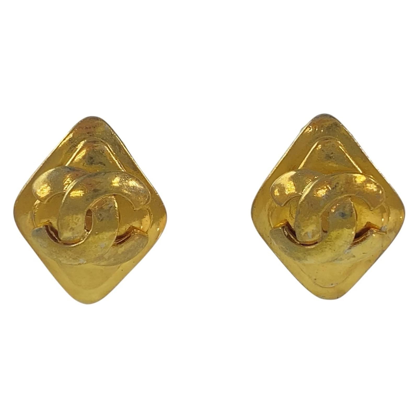 Chanel Vintage Coco Mark Gold Plated Clip Earrings Golden  ref.2153097