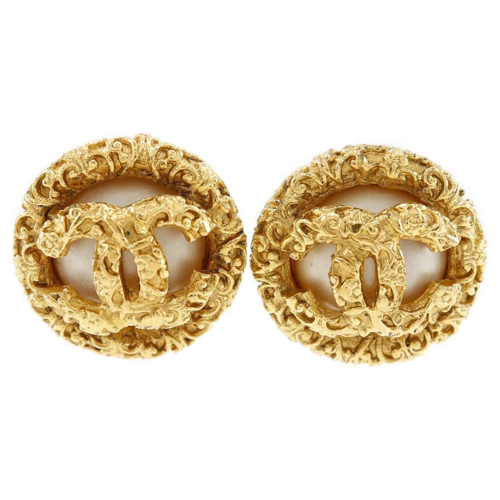 Chanel Coco Mark Earrings Golden Metallic Metal  ref.2281301