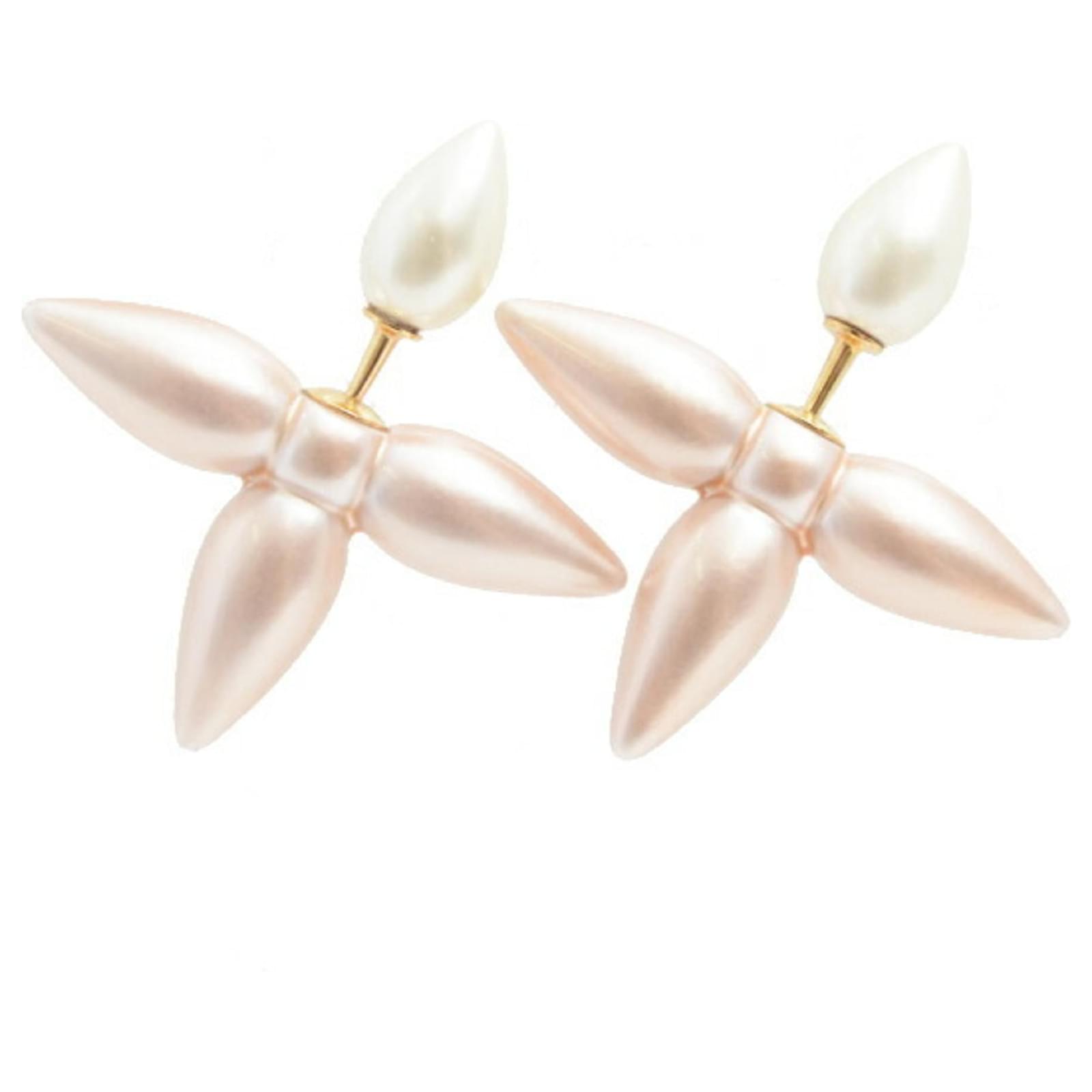 Louis Vuitton Gold Stud Earrings Golden Metal  ref.2278311