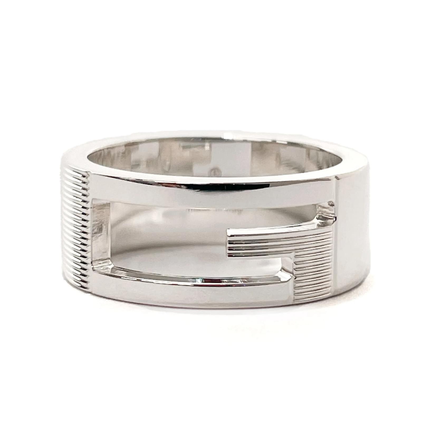 Gucci Branded Cutout G Silver Band Ring  ref.2278164