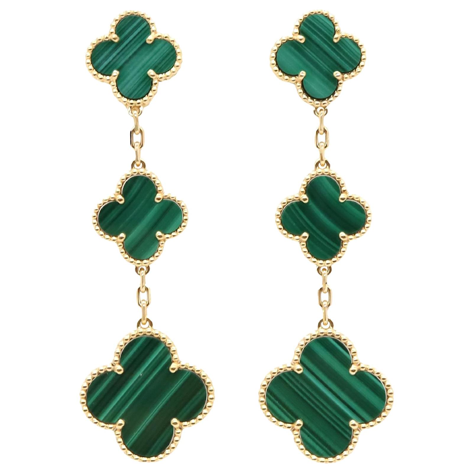 Autre Marque Van Cleef and Arpels Gold 18K Yellow Gold and Malachite Magic Alhambra 3 Motif Earrings Golden Green Metal  ref.2308519